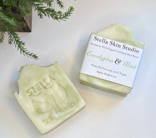 Load image into Gallery viewer, Eucalyptus &amp; Mint Soap Bar Made With Organic &amp; Natural Ingredients Oversized 6 oz. Bar