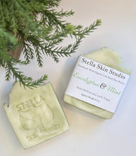 Load image into Gallery viewer, Eucalyptus &amp; Mint Soap Bar Made With Organic &amp; Natural Ingredients Oversized 6 oz. Bar